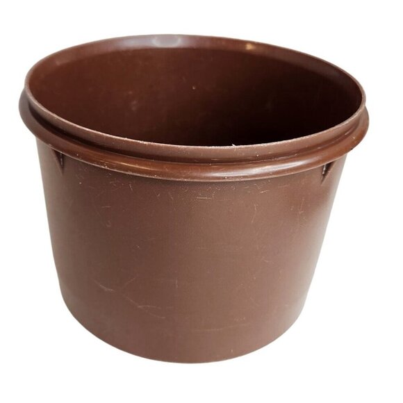 Vintage Brown Tupperware  Canister Container  5.25" tall x 7" wide No. 265-16 - Picture 11 of 13